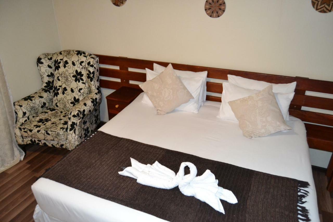 Chobe Sunset Chalets Lesoma Kültér fotó