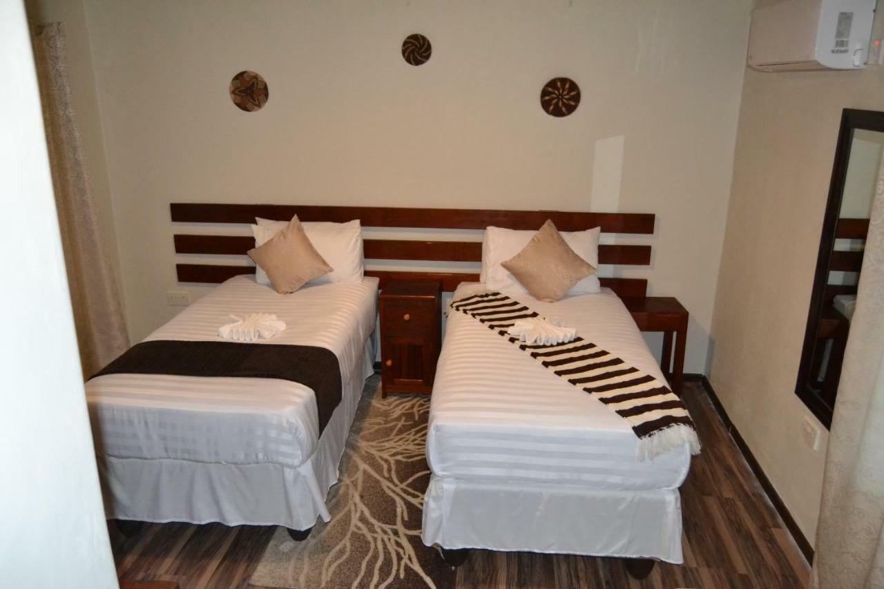 Chobe Sunset Chalets Lesoma Kültér fotó